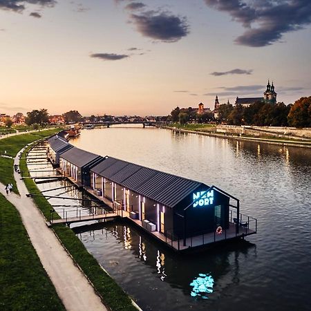 New Port - Premium Floating Aparthotel Красков Екстериор снимка