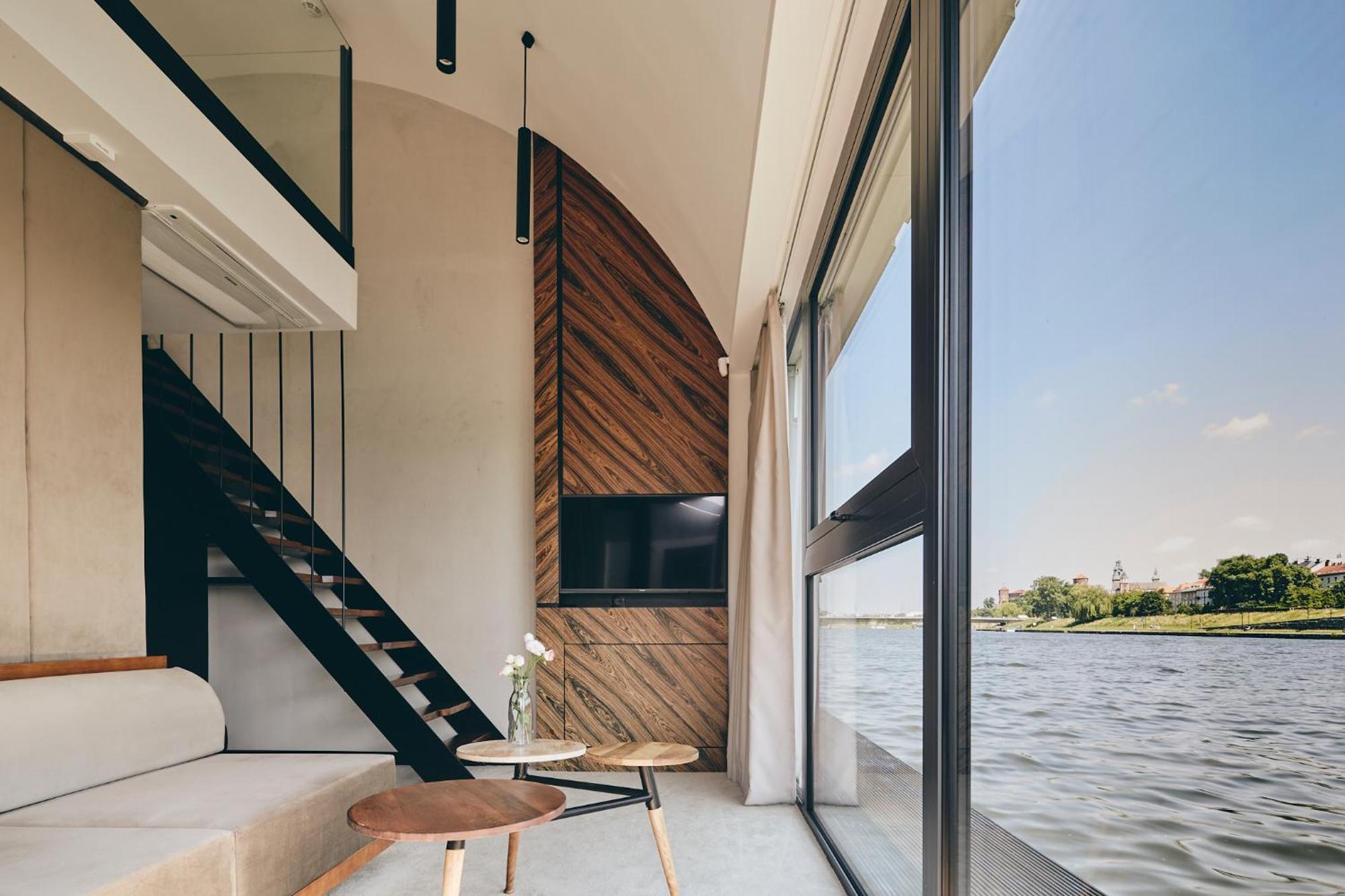 New Port - Premium Floating Aparthotel Красков Стая снимка