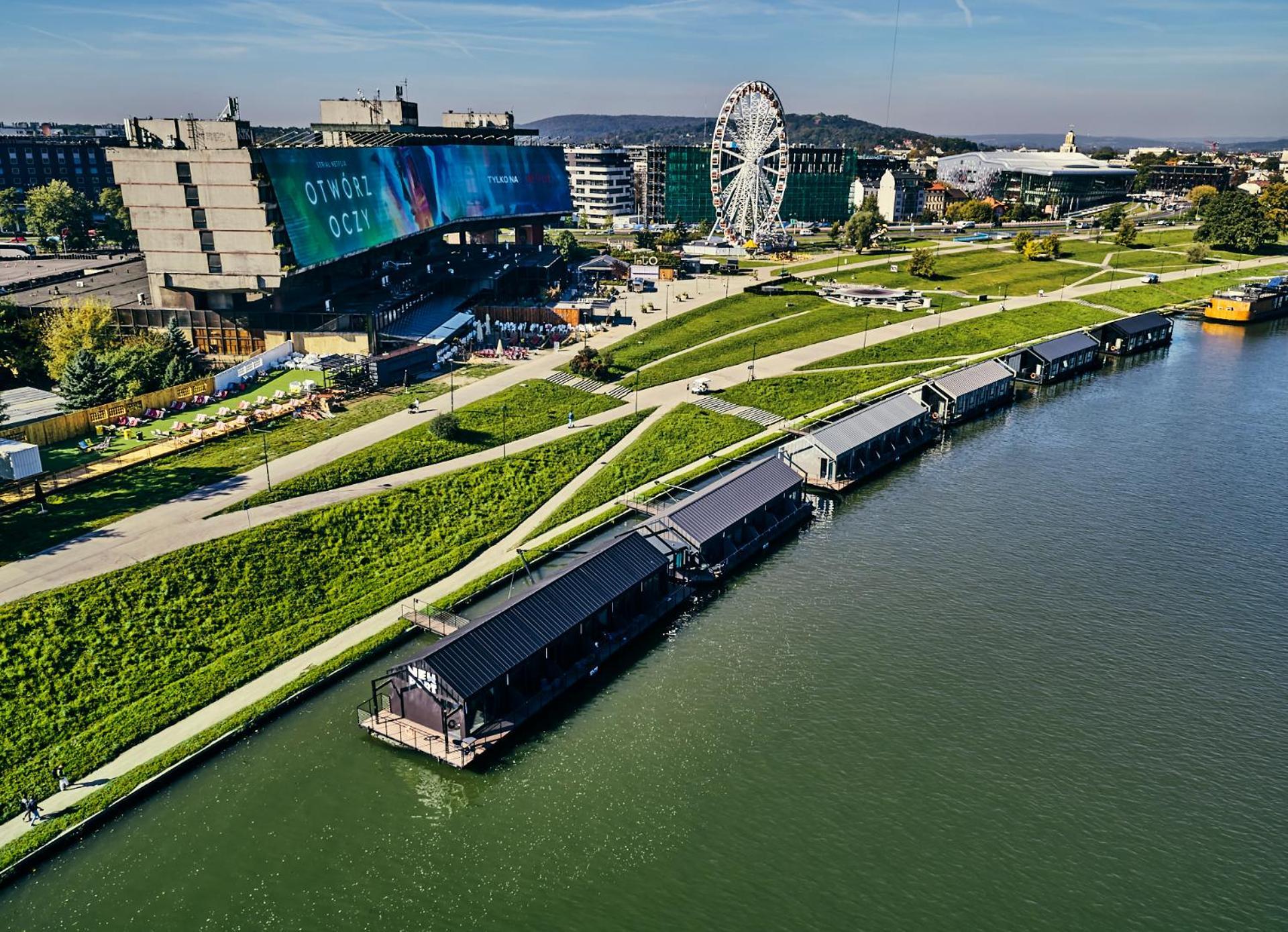 New Port - Premium Floating Aparthotel Красков Екстериор снимка